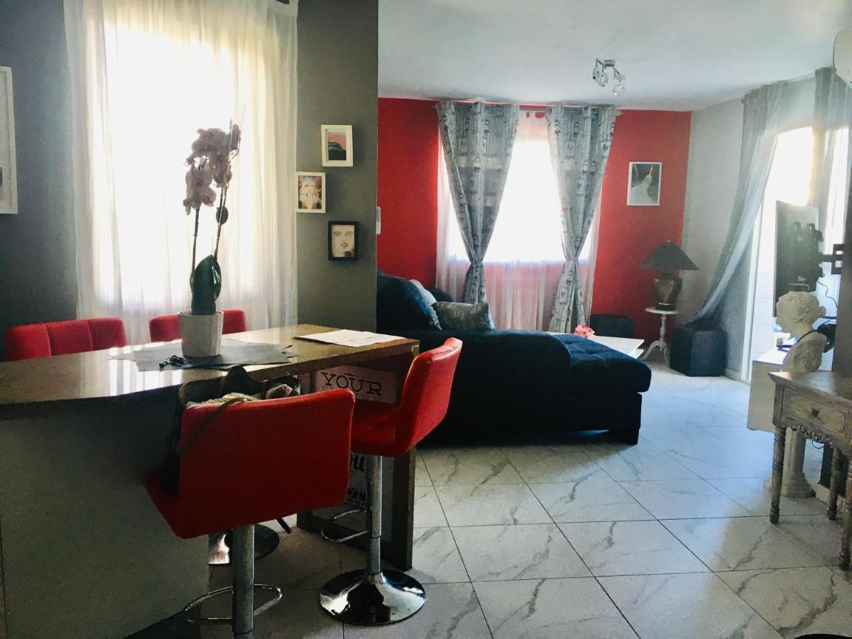 Апартаменти Mi Casa Es La Tuya Міхас Екстер'єр фото